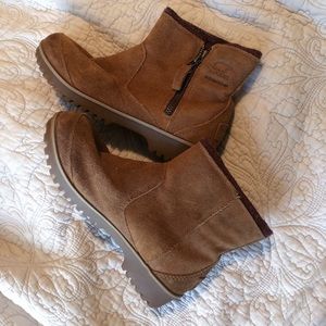 Sorel waterproof boots